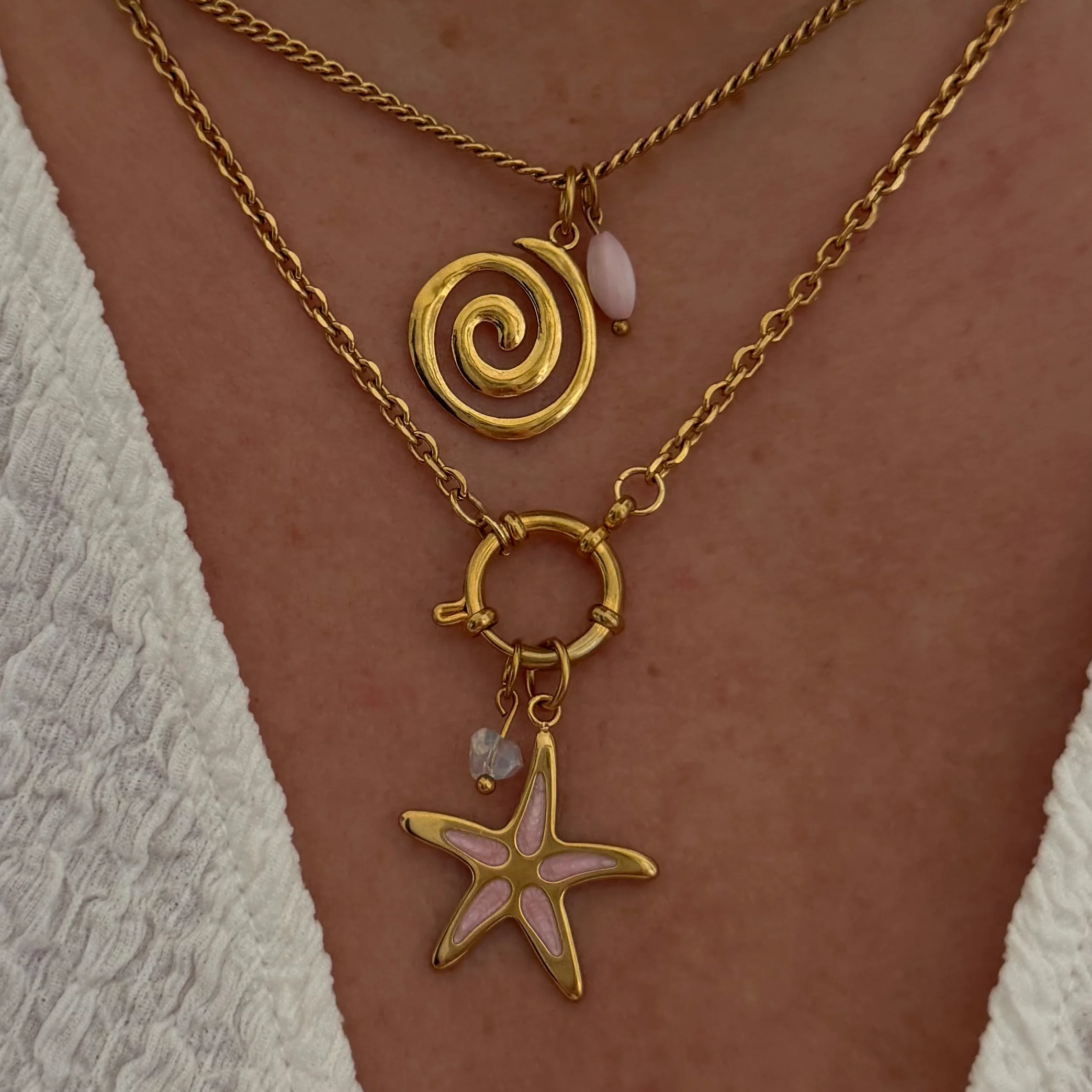 Timeless Gold Trends for Everyone